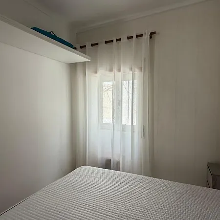 Apartment Casinha - 80 M From The *