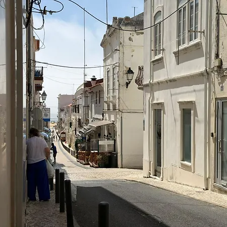 Casinha - 80 M From The Apartment